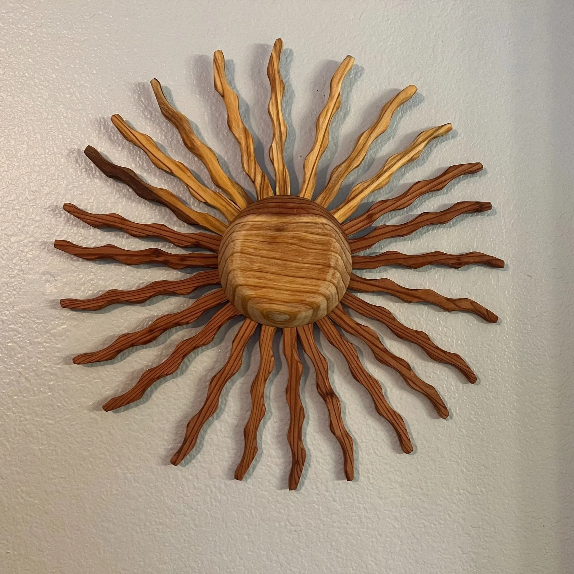 木製漆器アートパネル　SUN(サン) Handcrafted Sun Inventory — Linley Wood Arts